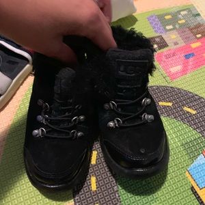 Ugg boot toddler boys size 8